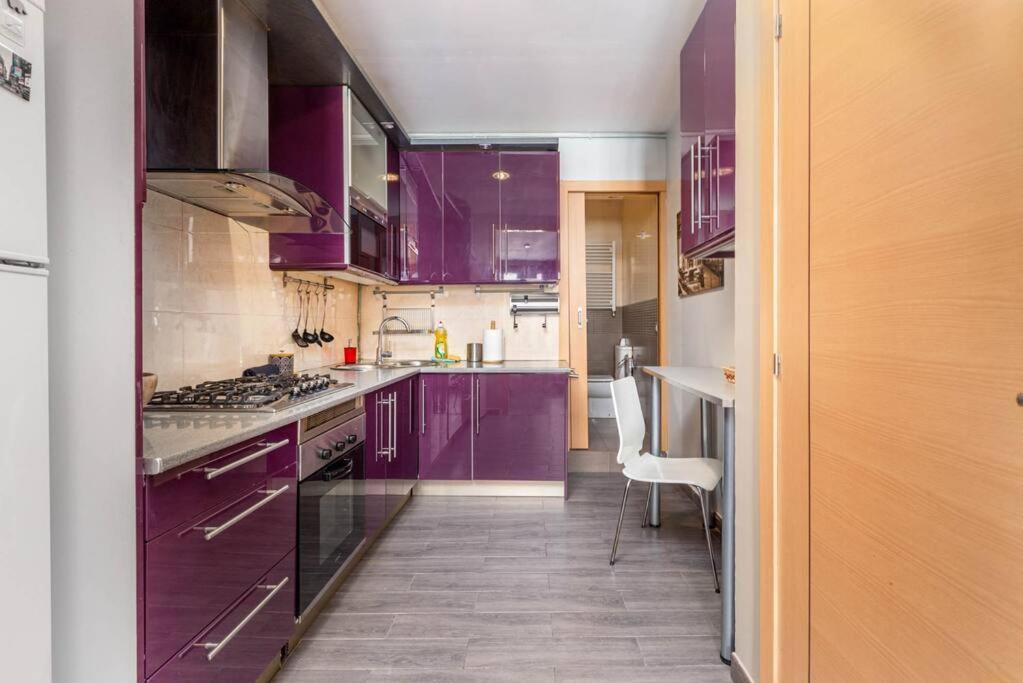 One Bedroom In City Center Appartamento Barcellona