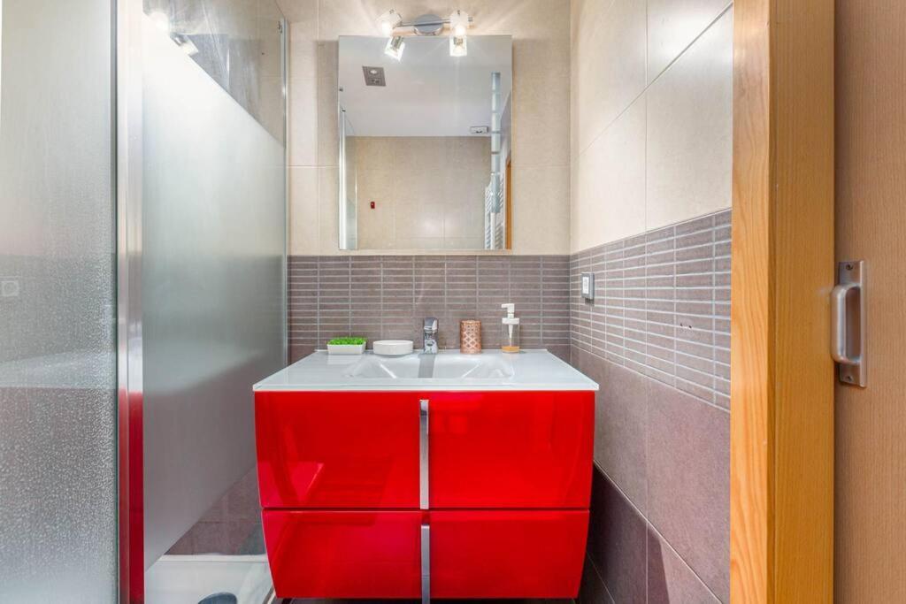 One Bedroom In City Center Barcellona